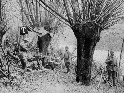 German field telephone station, Aisne, France, World War I by Unbekannt