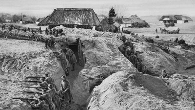 German Infantry in Trenches at Jasionna, Poland, World War I by Unbekannt