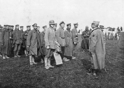 German prisoners taken on 18 April 1918 being told the rules of their captivity, France by Unbekannt