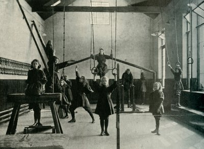 Girl Gymnasts at the Royal Institution for the Deaf and Dumb, Friar Gate, Derby by Unbekannt