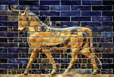 Glazed Brick Relief of a Bull on the Sacred Way Leading to the Ishtar Gate, Babylon by Unbekannt