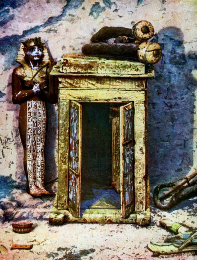 Golden shrine in the antechamber of Tutankhamun