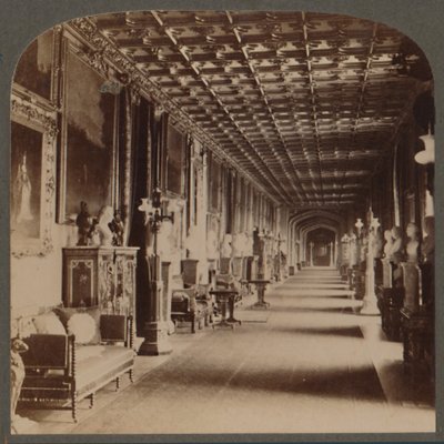 Grand Corridor, Windsor Castle, England, c1910 by Unbekannt