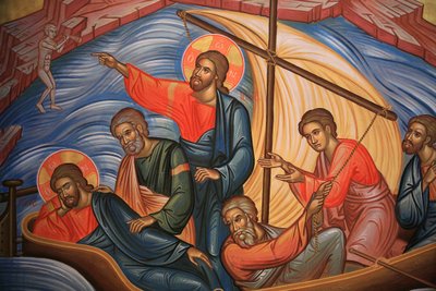 Greek orthodox icon depicting Jesus (shown twice) and his apostles on Lake Tiberias, Thessaloniki, Greece by Unbekannt