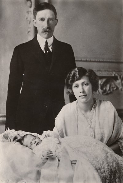H.R.H. Princess Mary & Viscount Lascelles with Their Son, George Henry Hubert Lascelles by Unbekannt