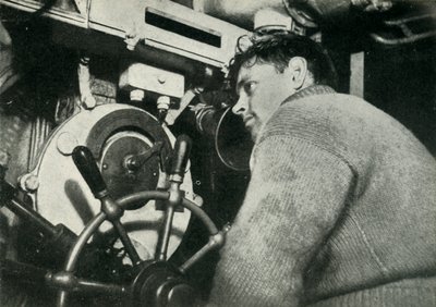 Helmsman of a British Submarine, World War II, 1945 by Unbekannt