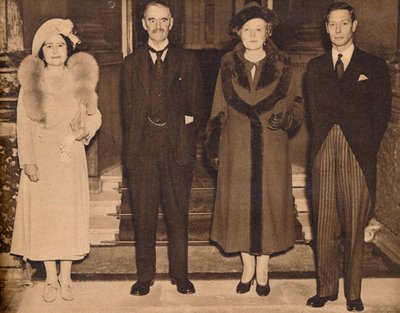 Home Again - the King, the Queen, with Mr. and Mrs. Chamberlain by Unbekannt