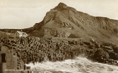 Horizontal Pillars, Giants Causeway, late 19th-early 20th century by Unbekannt