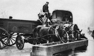 Horses drinking from a cattle trough, London, 1926-1927 by Unbekannt