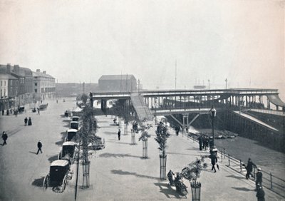 Hull - The Pier and Front, 1895 by Unbekannt