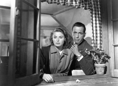 Ingrid Bergman and Humphrey Bogart in Casablanca by Unbekannt