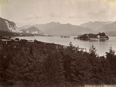 Isola dei Pescatori (Island of the Fishermen), Lake Maggiore, Italy by Unbekannt