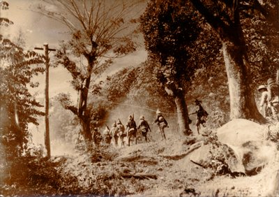 Japanese soldiers advancing towards Port Moresby, New Guinea, World War II by Unbekannt