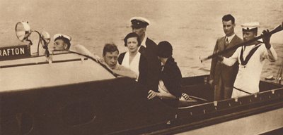 King Edward Returning to His Yacht from the Island of Rab by Unbekannt