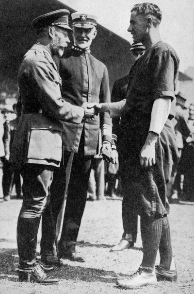King George V Receiving an American Soldier Who Had Been Playing Baseball by Unbekannt