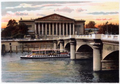 La Chambre des Deputes and the Pont de la Concorde, Paris by Unbekannt