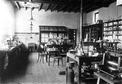 Laboratory of Alfred Nobel at His Villa in Sanremo by Unbekannt