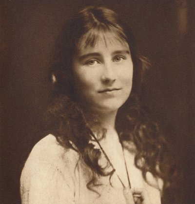 Lady Elizabeth Bowes-Lyon as a Young Girl by Unbekannt
