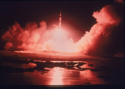 Launch of the Apollo 17 mission by Unbekannt