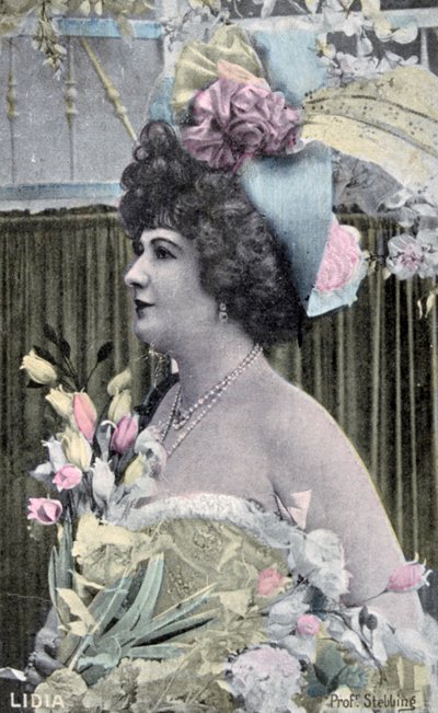 Lidia, vintage French postcard by Unbekannt