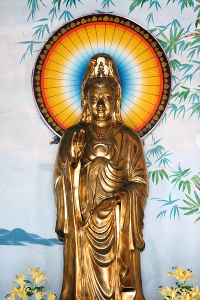 Linh Ung Buddhist Pagoda. Quan Am Bodhisattva of Compassion or Goddess of Mercy. Gesture of Protection (Abhay). Danang, Vietnam by Unbekannt