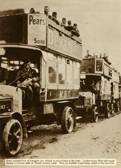 London Buses Taking Scottish Troops to the Front, First World War by Unbekannt