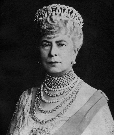 Mary of Teck, Queen Consort of George V of the United Kingdom by Unbekannt