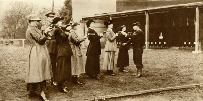 Members of the WRNS at Revolver Practice by Unbekannt
