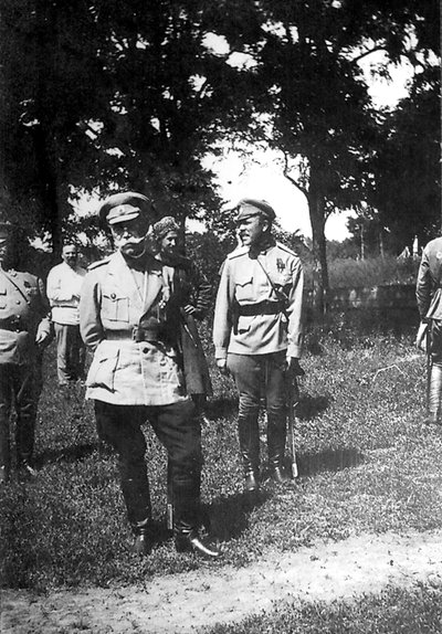 Mikhail Alekseyev, Commander-in-chief of the Volunteer Army, near Ekaterinodar, Russia, 1918 by Unbekannt