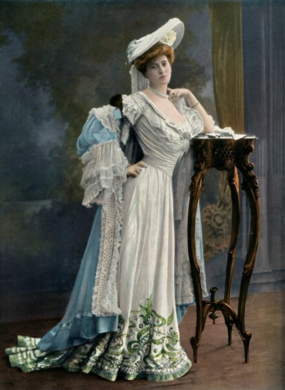 Mlle. Paule Andral - Du Theatre Du Vaudeville - Role de Roseline Denis. - L