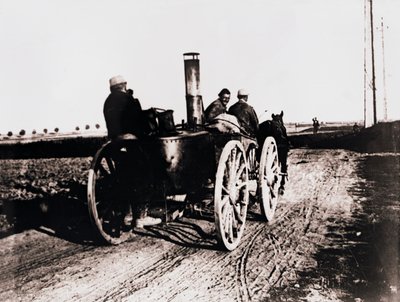 Mobile kitchen going up the line by Unbekannt