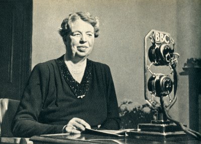 Mrs. Roosevelt came to see for herself the women of Britain at war by Unbekannt
