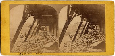 Municipality of Paris (1871): view of the quays of the Villette. Anonymous photography by Unbekannt