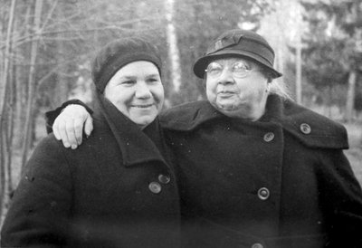 Nadezhda Krupskaya, Lenins wife, with a friend by Unbekannt