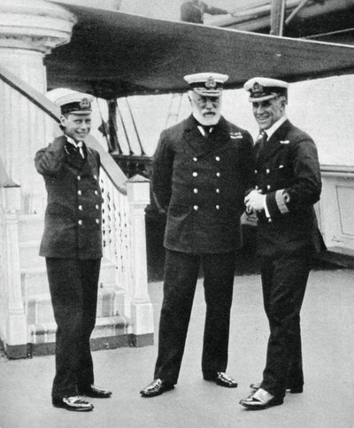 Navy Cadet Prince Albert with Admiral Sir Lewis Beaumont, 1912 by Unbekannt