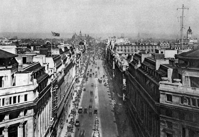 On the Roof of Bush House, Looking from Kingsway Towards the Northern Heights, London, 1926-1927 by Unbekannt