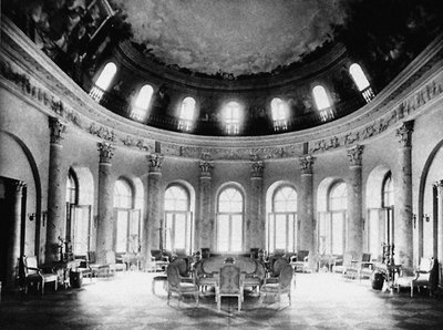 Ostafyevo Estate. Oval Hall by Unbekannt