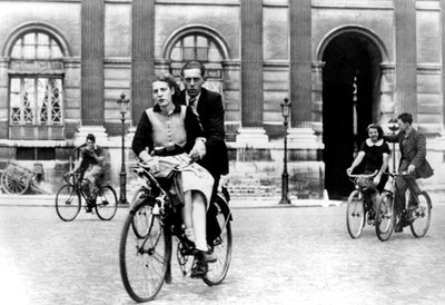Parisians Travelling by Bicycle, German-Occupied Paris, July 1940 by Unbekannt