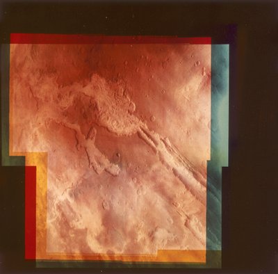 Part of the Grand Canyon, Marineris Vallis, on Mars by Unbekannt