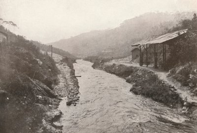 Pirahy Diversion: View down-stream from outlet of tunnel, 1914 by Unbekannt