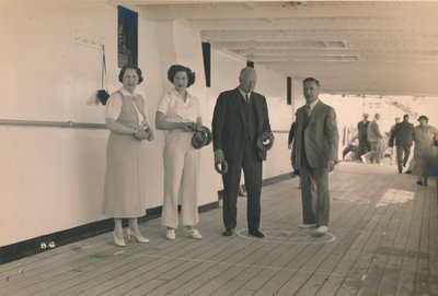 Playing quoits on board the SS Arandora Star, 1936 by Unbekannt