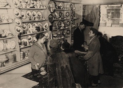 Preview Before the Auction of the Properties of the Romanov Tsar Family, Moscow, 1927 by Unbekannt
