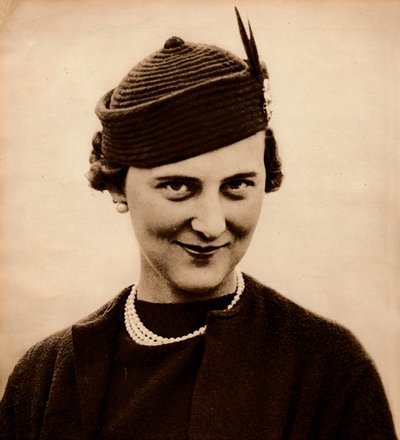 Princess Marina Engaged to Prince George, Duke of Kent by Unbekannt