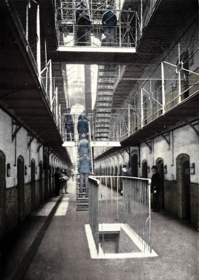 Prisoners going to dinner, Wormwood Scrubs Prison, London, c1903 by Unbekannt