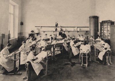 Pupils of the Smolny Institute for Noble Maidens at a painting lesson by Unbekannt