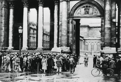 Queue outside the Bureau of Information for civilians in the Chamber of Deputies, Paris, July 1940 by Unbekannt