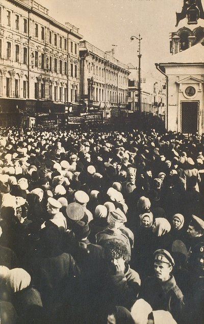 Revolutionary crowds at the Tverskaya, Moscow, Russia by Unbekannt