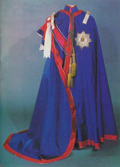 Robes of the Royal Victorian Order by Unbekannt