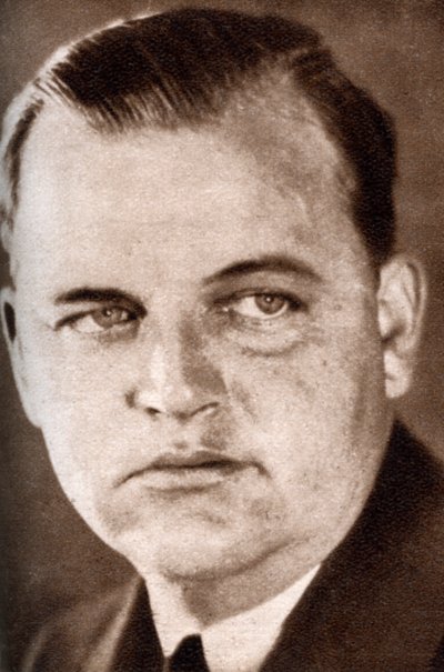 Roy Del Ruth, American Hollywood film director, 1933 by Unbekannt