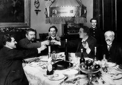 Russian author Alexander Kuprin with friends in Paris, 1930s by Unbekannt